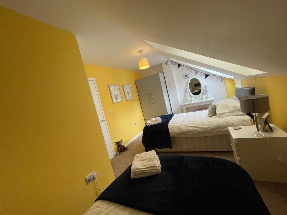 Apartamento Harbour Heights - St Johns Whitby Exterior foto