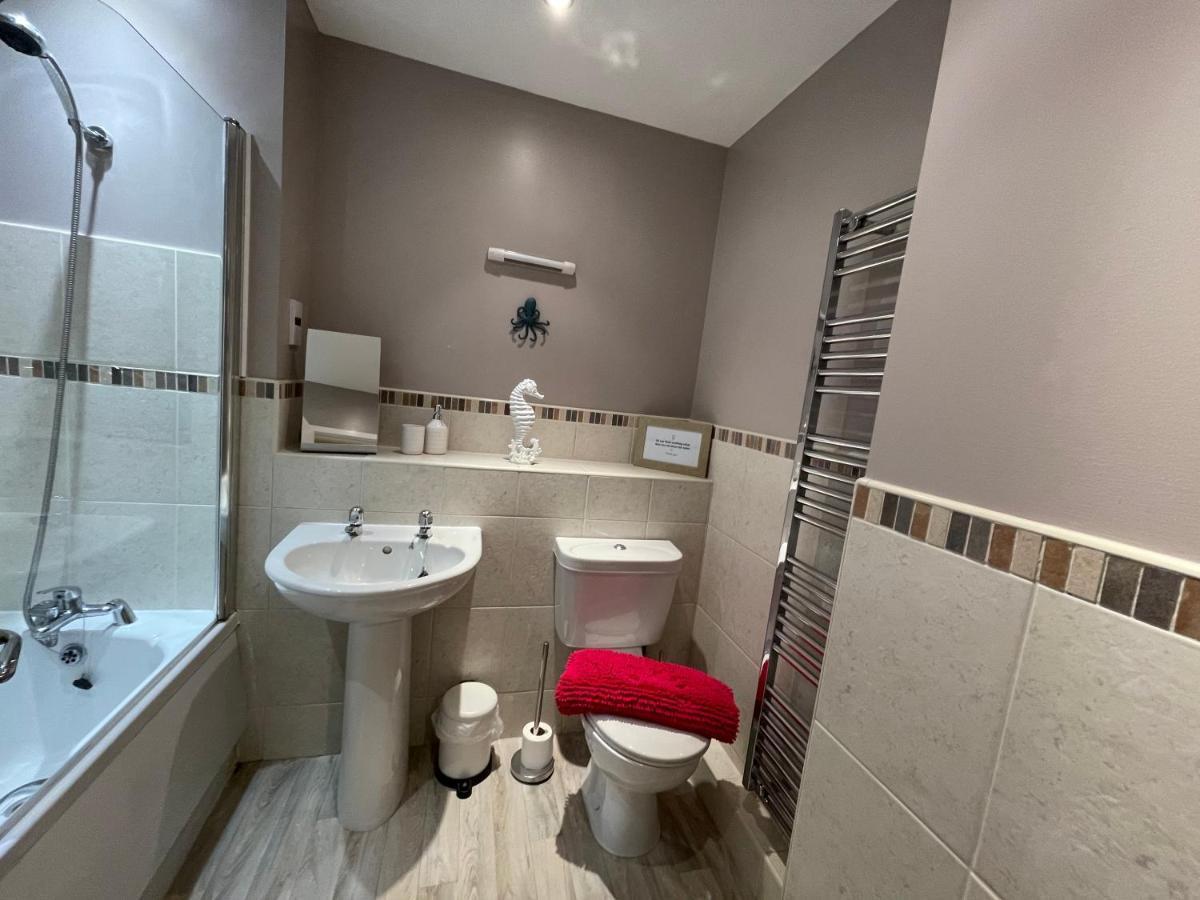 Apartamento Harbour Heights - St Johns Whitby Exterior foto