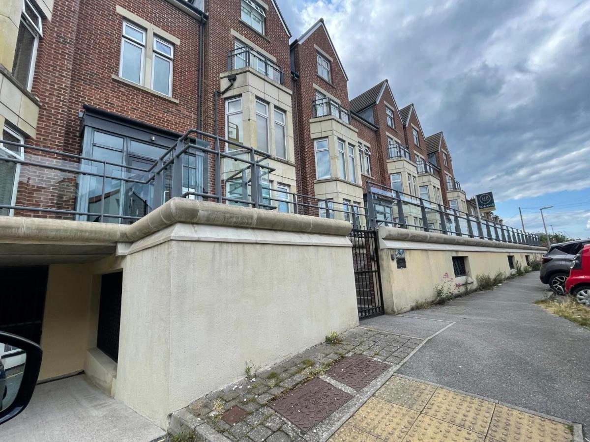 Apartamento Harbour Heights - St Johns Whitby Exterior foto